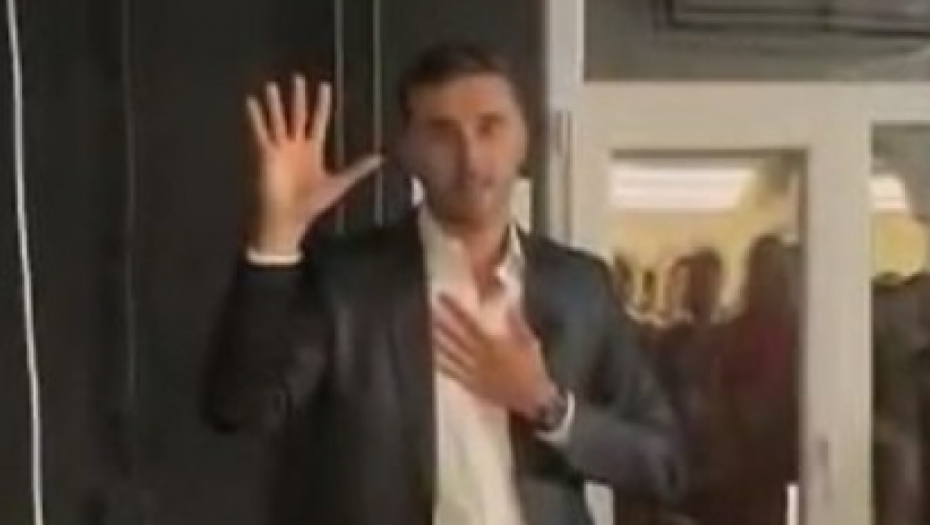 OPŠTA BURA U "KRENI-PROMENI": Odbor u NBG protiv blokada, hoće da napuste Savu - on ih terao na ritual zakletve