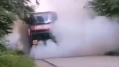 EVO ŠTA SE DEŠAVALO TOKOM POŽARA U AUTOBUSU Direktor škole izneo nove detalje