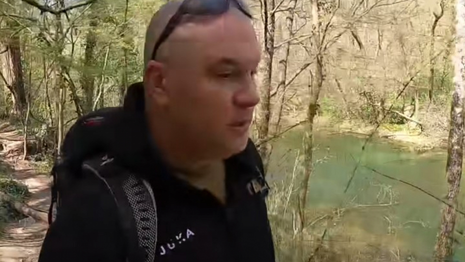 HRVAT GOLIM RUKAMA UHVATIO ZMIJU OTROVNICU ,,Uh, svaki put mi srce lupa!'' (VIDEO)