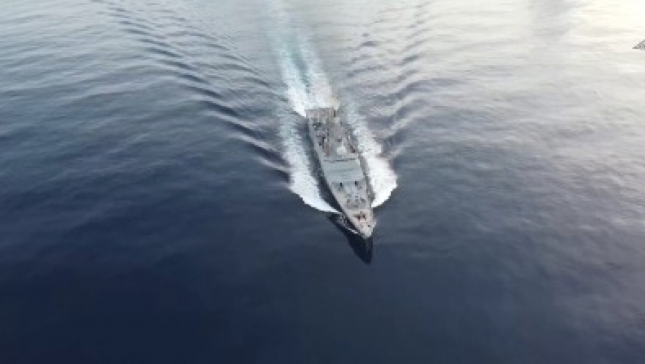RUSKI BRODOVI STIŽU NA 300 KILOMETARA OD AMERIKE: Poznato i da li nose nuklearno oružje (VIDEO)