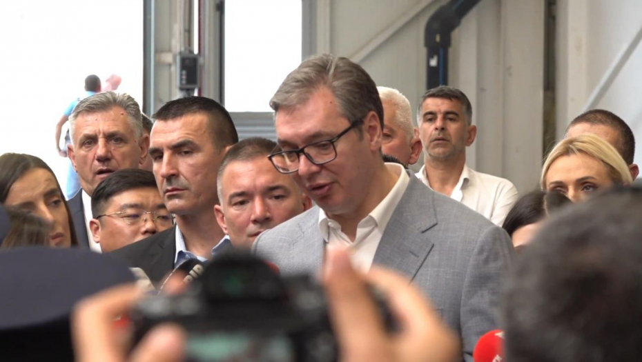 BIĆE TO VELIKA MANIFESTACIJA... Vučić o svesrpskom saboru sutra u Beogradu: Želimo da pokažemo jedinstvo...