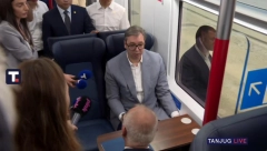 SRBIJA PRVA U EVROPI DOBILA KINESKE VOZOVE, ALI TO NIJE SVE... Vučić: Nadam se kineskoj fabrici vozova, radimo na tome