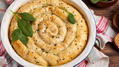 POSNA KROMPIRUŠA BOLJE OD MRSNE Slasna harmonija ukusa sa bogatim filom i hrskavim korama