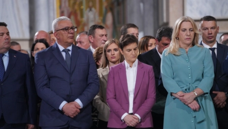 MANDIĆ NA SVESRPSKOM SABORU: "Naše prisustvo ovde šalje poruku da mi nismo manjina u Crnoj Gori"