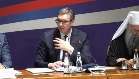 DA LI JE REZOLUCIJA O SREBRENICI DONELA POMIRENJE? Vučić: Na ova pitanja nikada nismo mogli da dobijemo odgovor