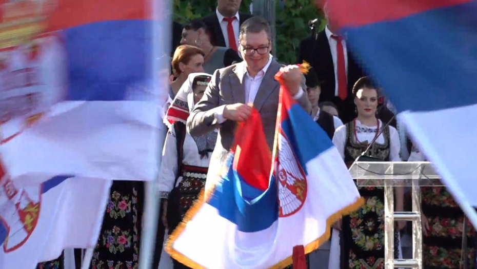 Deklaracija usvojena na Svesrpskom saboru u skupštinskoj proceduri