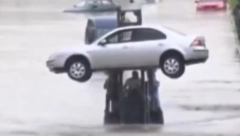 APOKALIPTIČNI PRIZORI U ANKARI Poplava paralisala grad, metar vode na ulicama, metro POD VODOM (VIDEO)