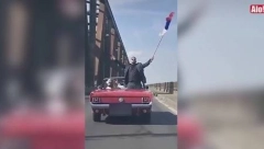 DAVID OŽENIO KAĆU POSLE 15 GODINA Njihova svadbena kolona je ODUŠEVILA Beograd, a ljudi odmah krenuli da komentarišu (VIDEO)