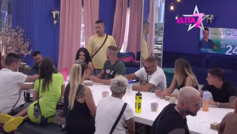 DOŠAO SI SA OČEVE SAHRANE I IMAO ODNOSE! Učesnik Elite na stubu srama, otkriveno šta je uradio sa cimerkom!