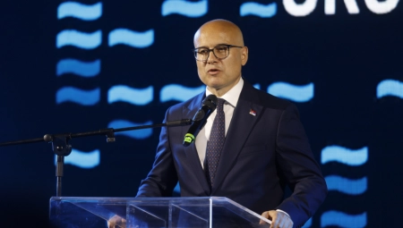 PREMIJER VUČEVIĆ O TERORISTIČKOM NAPADU U BEOGRADU "Crveni stepen bezbednosti trajaće još, službe rade na razbijanju ćelija"