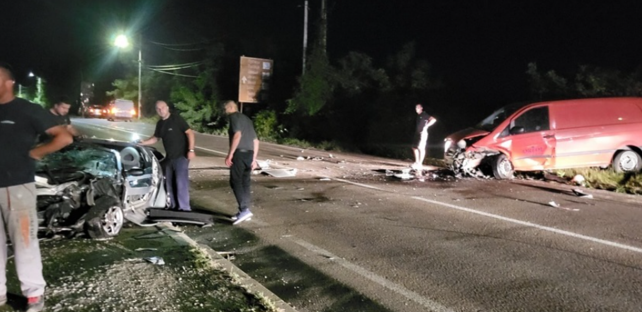 STRAVIČAN SUDAR NA ŠABAČKOM PUTU Dva muškarca se bore za život, još dvojica povređena (FOTO)