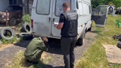 UBIO PARTNERKU MALJEM Vezao žrtvu za branik automobila, vukao je po putu zbog ljubomore