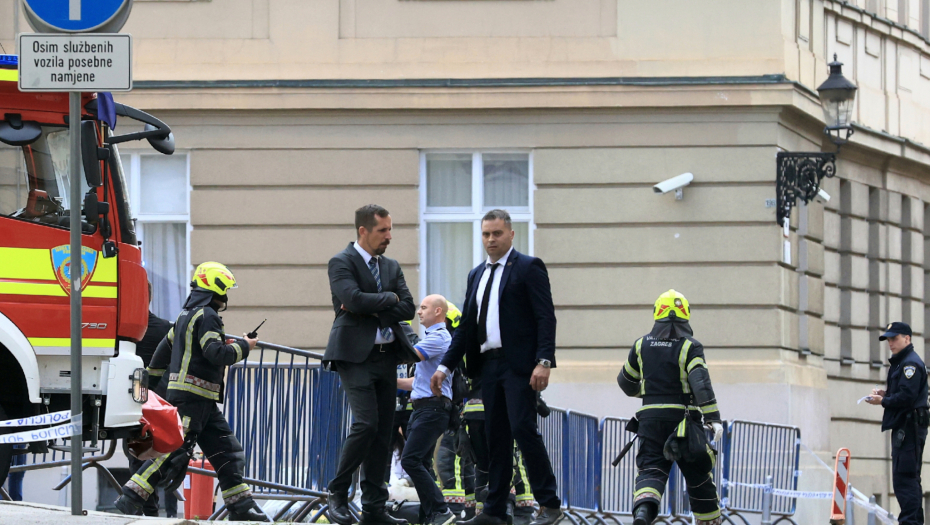 MUŠKARAC SE ZAPALIO BENZINOM U 9.40 ČASOVA! Horor ispred zgrade Vlade Hrvatske