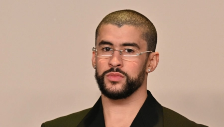 KAKAV BLAM! Dečko Kendal Džener uhvaćen u nezgodnoj pozi sa plesačicom na sred scene, svi su gledali ovaj trenutak