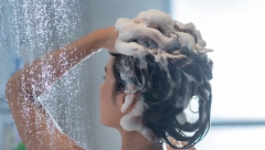 DERMATOLOG UPOZORAVA Ne preterujte sa pranjem kose, evo koliko puta sedmično je dovoljno
