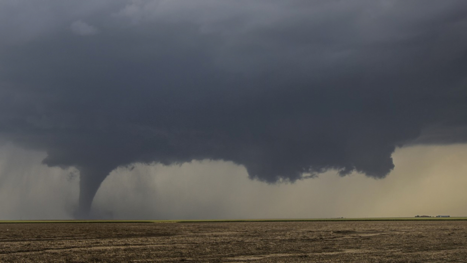 SKLONITE SE ČIM VIDITE OVU POJAVU NA NEBU Nakon superćelije i TORNADO u Srbiji - stručnjaci upozoravaju na OVO