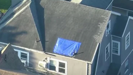 OGROMAN KOMAD LEDA PROBIO KROV KUĆE: Zastrašujući scenario dok je porodica mirno sedela za stolom (VIDEO)