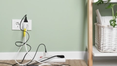 POSLUŠAJTE SAVET ELEKTRIČARA Pet uređaja koje treba isključiti iz struje pre odlaska na godišnji odmor