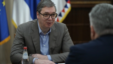 SASTANAK ZAKAZAN ZA 10 SATI Vučić danas s Hekerom, generalom NATO i komandantom vazduhoplovstva SAD u Evropi-Aziji