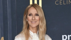 NE KOŠTA VIŠE OD 599 DINARA, A OBOŽAVA JE I SLAVNA PEVAČICA Selin Dion se pojavila u predimenzioniranom autfitu, ali teksas jakna oborila sve sa nogu