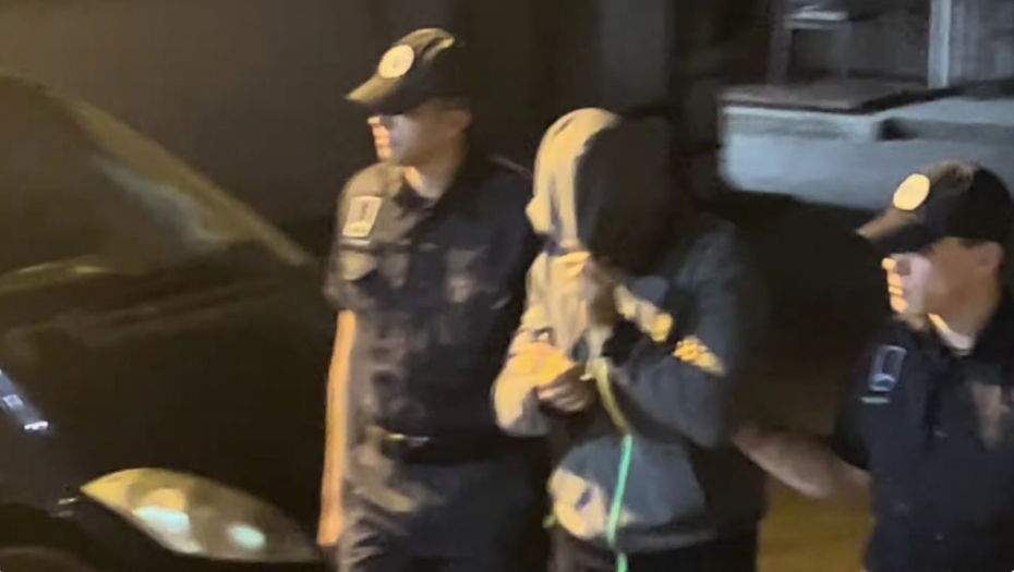 OSUMNJIČEN DA JE DOGOVARAO PREUZIMANJE SVIH POSLOVA U VEZI ŠVERCA CIGARETA: Istraga protiv bivšeg šefa kriminalistike u Baru