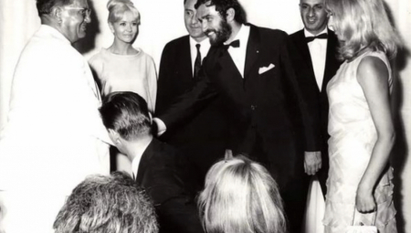 BATA STOJKOVIĆ MU OPSOVAO MAJKU, ONA GA MRKO GLEDALA Filmska ljubavna priča Bekima Fehmiua i Branke Petrić imala je tragičan kraj!