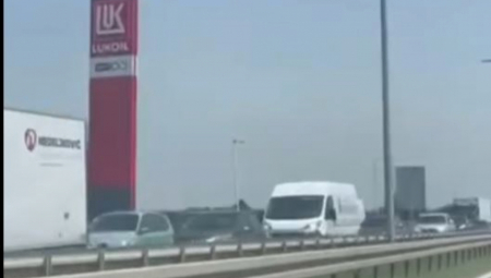 SUNCE PRŽI, A KOLONA STOJI Haos na putu ka Novom Sadu! (VIDEO)