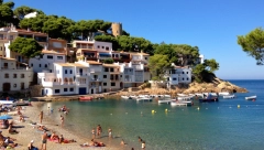 PUN PANSION ZA 636 EVRA U ŠPANIJI Sunce, more, rajske plaže, obezbedite sebi KRALJEVSKO LETOVANJE!