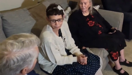 NEVEROVATNA PRIČA O KIDNAPOVANOJ BEBI Pronađena je posle 50 godina kao odrasla žena, život joj je bio pakao! (VIDEO)