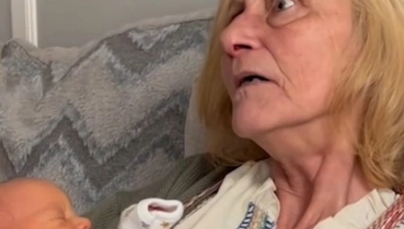 IZNENAĐENA BAKA VRISNULA OD ŠOKA Njena ćerka i zet su ovu tajnu krili 9 meseci! (VIDEO)