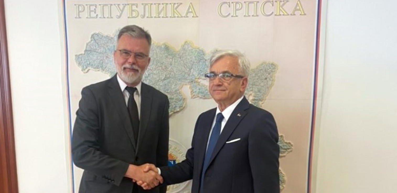 JAČANJE VEZA SRBIJE I REPUBLIKE SRPSKE Ministar Ristić u radnoj poseti Banjaluci