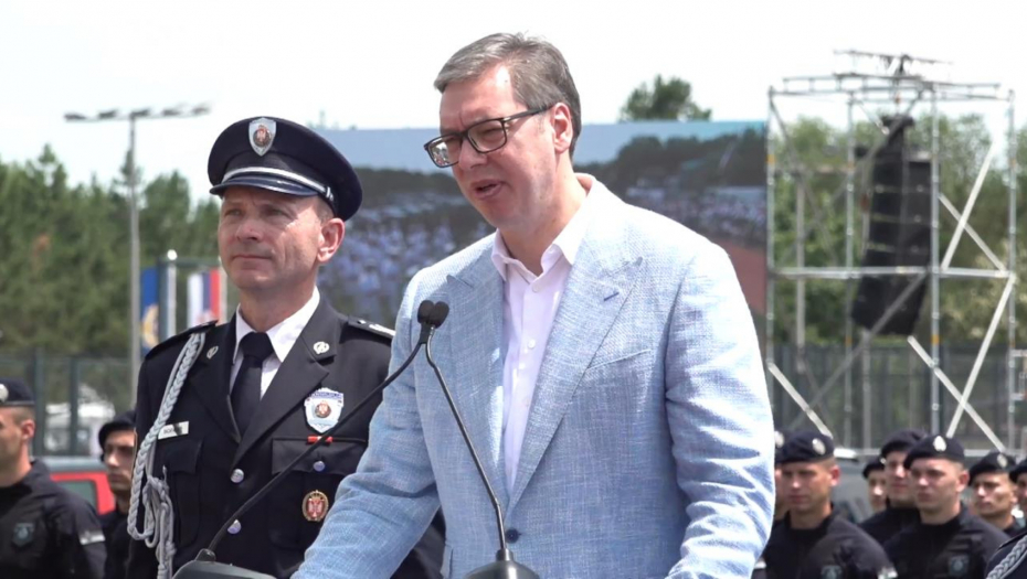 "VIŠE OD 300 POLICAJACA IZGUBILO JE ŽIVOTE U BORBI PROTIV ALBANSKIH TERORISTA I NATO-a" Održana ceremonija povodom Dana MUP-a i Dana policije (VIDEO)
