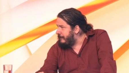 NOVINARI: STRUJNI KOLAPS U REGIONU POKAZAO DA JE SRBIJA SUVERENA ZEMLJA!