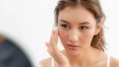 DERMATOLOG UPOZORIO  Neobična pojava na licu može biti rani znak karcinoma, a evo kako prepoznati o kojoj bolesti je reč