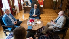 "PRIVREDA REGIONA MORA DA IDE NAPRED" Predsednik Privredne komore Vojvodine Boško Vučurević u Podgorici