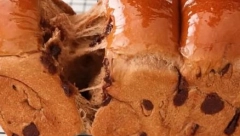 NEODOLJIVI HLEB PUNJEN ČOKOLADOM Slatki specijalitet ukusa koji se pamti, a uspeva svima