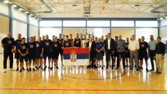 ZA SREĆU U PARIZU Ministar Gajić uručio Bogdanoviću zastavu Srbije