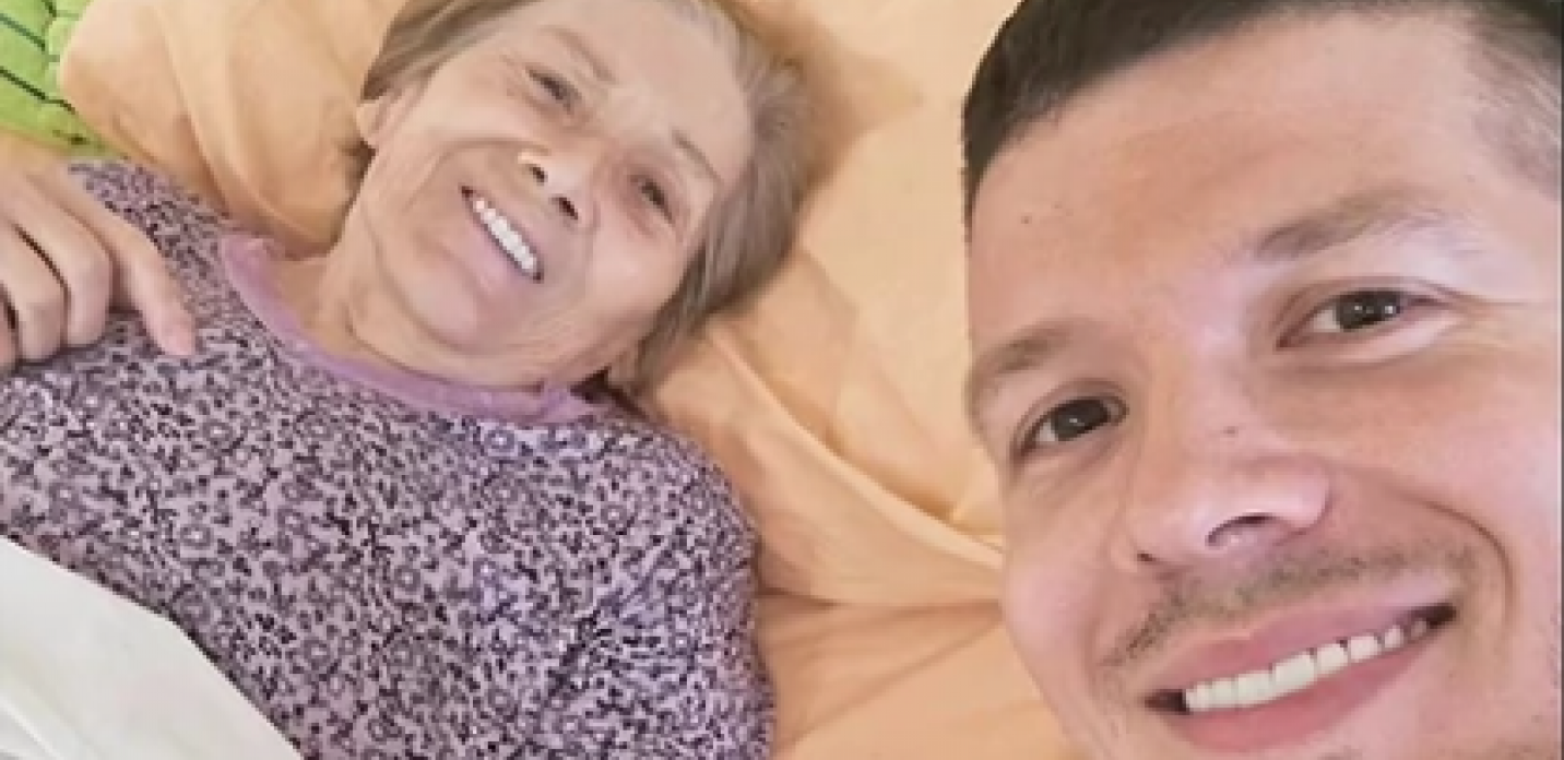 MAJKA SLOBE RADANOVIĆA U BOLNICI! Draginja ponovo hospitalizovana, pevač se momentalno oglasio!