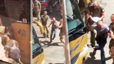 VOJSKA "KIDNAPUJUE" GRAĐANE UKRAJINE I ŠALJE IH NA FRONT! Isplivali dramatični snimci otmica, nisu se ni pozdravili s porodicama! (VIDEO)