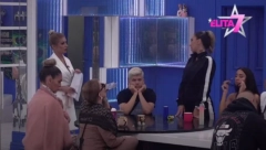 JANJUŠ ĆUTI JER TREBA ŽENI DA SE PRAVDA! Aneli Ahmić žestoko udarila na Marka u uživo programu: Bilo je mučenje...