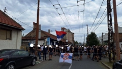 POČEO PROTEST PROTIV FESTIVALA "MIRDITA" "Promovisanje nezavisnog Kosova, dok srpska deca tamo stradaju - neće moći!"