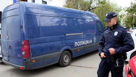 OPTUŽNICA ZA DILOVANJE DROGE Radnik Hitne pomoći u stanu imao 10 kila kanabisa