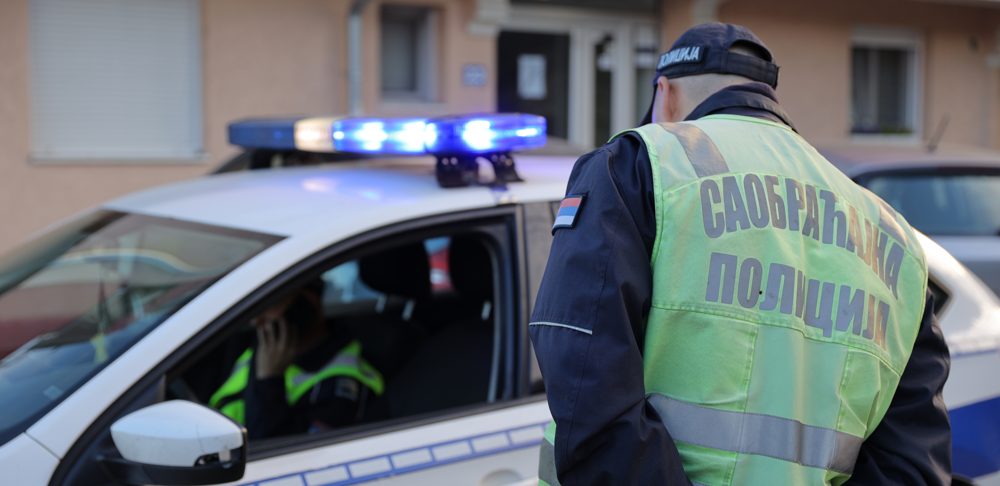 VOZAČI, PAŽNJA! KRAJNJI ROK JE U PETAK Ako ovo nemate na kolima, kazne su od 10.000 dinara pa naviše