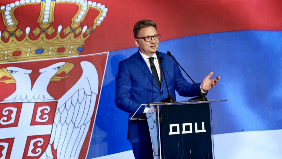 AUTORSKI TEKST Mihailo Jovanović, savetnik predsednice parlamenta Ane Brnabić, za naš list: ISKUSTVOM I ZNANJEM DALJE PUTEM DIGITALIZACIJE