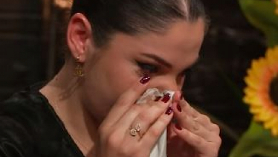 PEVAČICA PLAČE NA SAV GLAS USRED EMISIJE Na pomen njega nije mogla da zaustavi suze: To je najgori period mog života