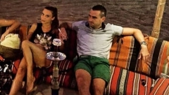POLITIČAR ČEKA BEBU Razveo se posle 10 meseci braka, a sada šokirao