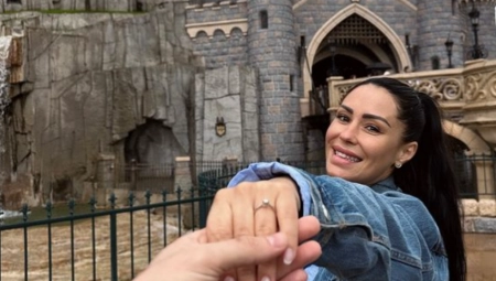 ALEKSANDRU BURSAĆ PREVARIO VERENIK Priznao joj sve, pevačica doživela šok, tresla se i plakala!