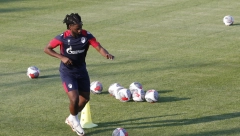 SVE JE BILO SPREMNO DA PUKNE, ALI... Zvezda ostala bez miliona evra, igrač odbio da ode