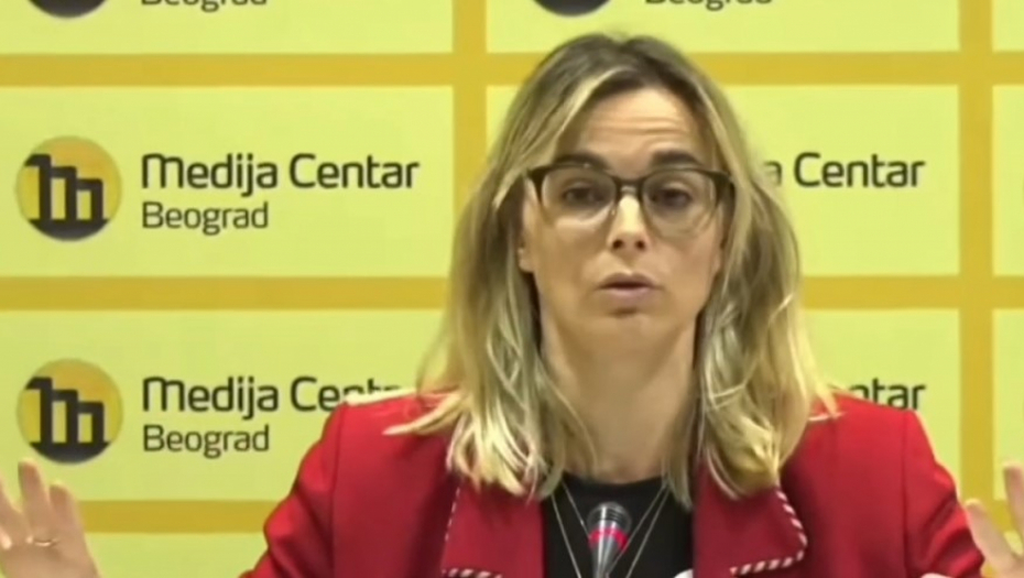 POGLEDAJTE KAKVI FANATICI PREDVODE PROTESTE LAŽNIH EKOLOGA! Hoće da zatvore sve rudnike i da nas nateraju da živimo kao Aboridžini (VIDEO)
