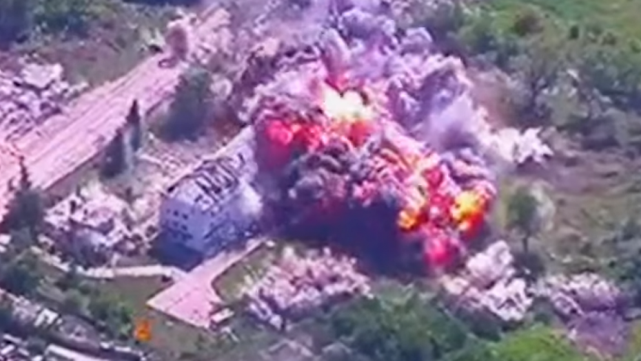 FRONTU U PLAMENU "Iskanderi" tuku po položajima S-300 (VIDEO)